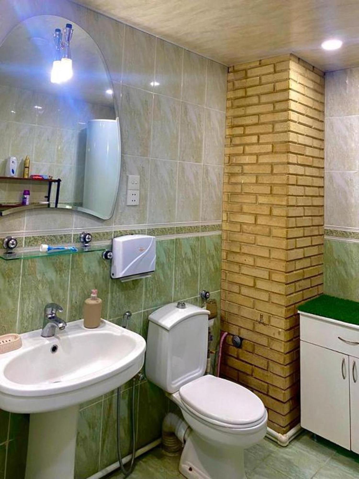 S T Hostel Formerly Sth Hostel باكو المظهر الخارجي الصورة
